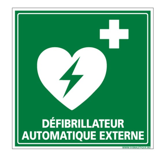 Présence d'un défibrillateur externe automatique